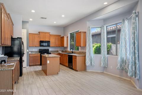 2954 S Colonial St, Gilbert, AZ 85295 photo 3