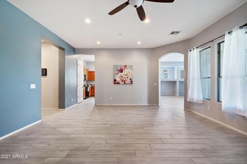 2954 S Colonial St, Gilbert, AZ 85295 photo 8