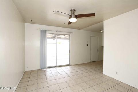 5748 N 38th Dr, Phoenix, AZ 85019 photo 9