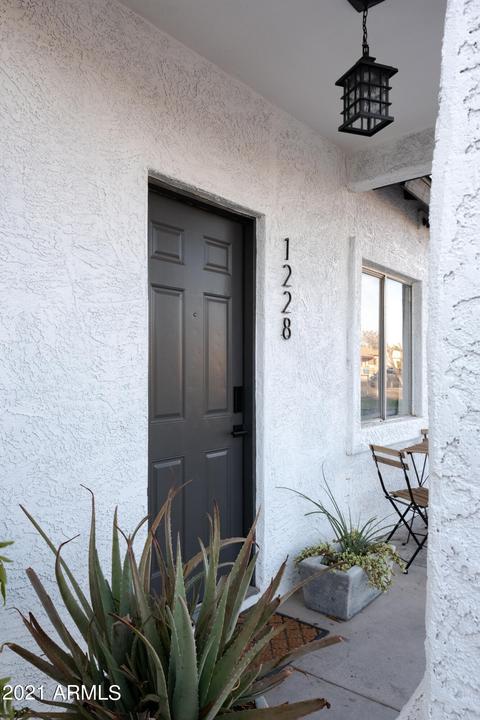 1228 E Taylor St, Phoenix, AZ 85006 photo 3