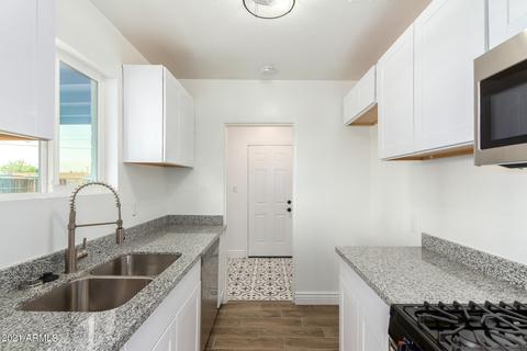 3245 E Garfield St, Phoenix, AZ 85008 photo 9