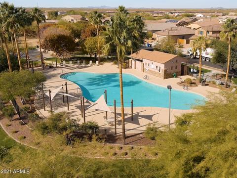 17844 W Fetlock Trl, Surprise, AZ 85387 photo 4