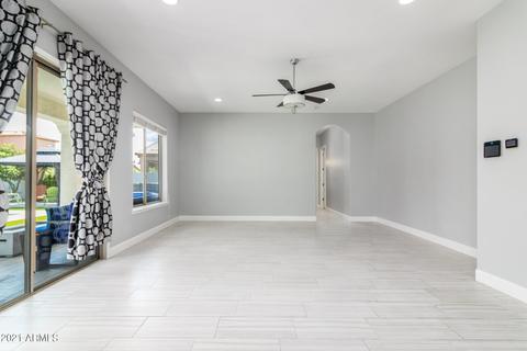 935 E Mary Ln, Gilbert, AZ 85295 photo 3