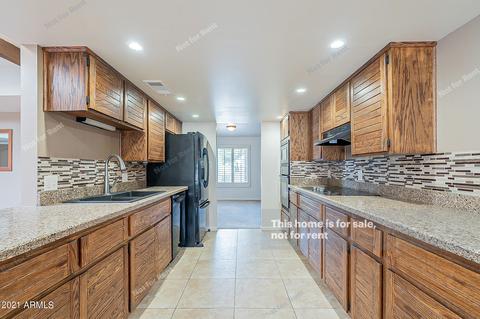 2511 E Sunnyside Dr, Phoenix, AZ 85028 photo 4