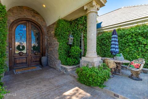 2857 E Sandy Ct, Gilbert, AZ 85297 photo 8