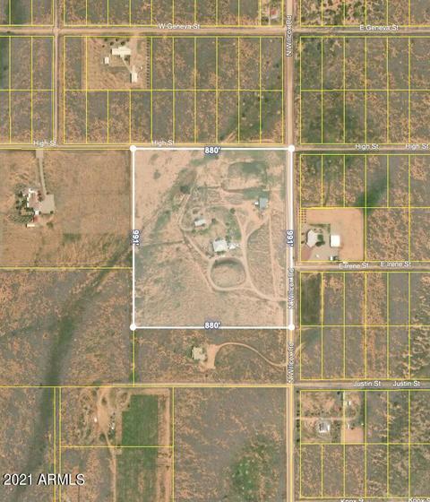 233 N Willcox Rd, Pearce, AZ 85625 photo 2