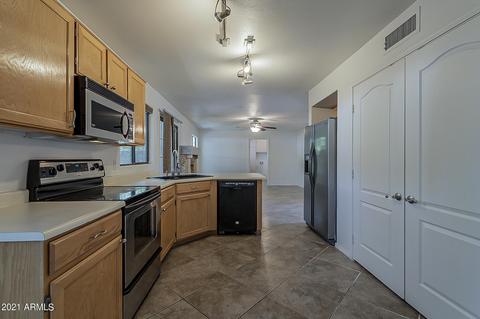 1702 E Oak Harbor Dr, Gilbert, AZ 85234 photo 8
