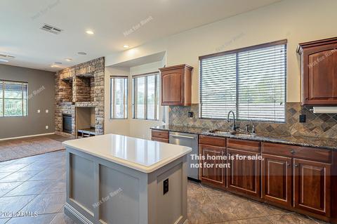 1067 Elgin St, Gilbert, AZ 85295 photo 9