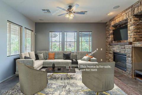 1067 Elgin St, Gilbert, AZ 85295 photo 2
