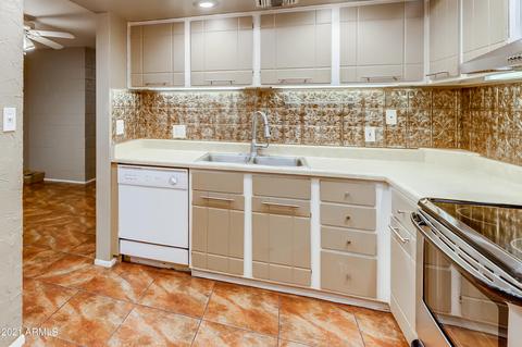 4201 E Camelback Rd #26, Phoenix, AZ 85018 photo 12