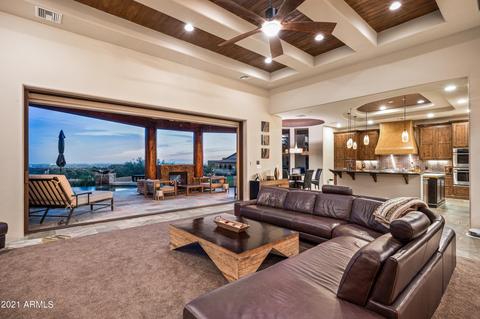 8105 Echo Canyon St, Mesa, AZ 85207 photo 9