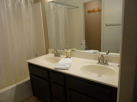 910 W Leah Ln, Gilbert, AZ 85233 photo 16