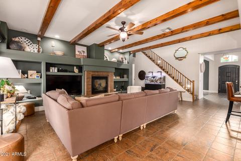 394 E Julian Dr, Gilbert, AZ 85295 photo 5
