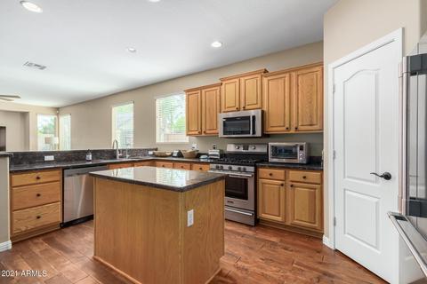 4437 E Palmdale Ln, Gilbert, AZ 85298 photo 11