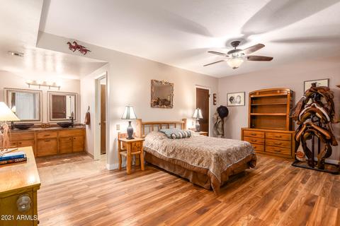 3520 E Cannon Dr, Phoenix, AZ 85028 photo 6