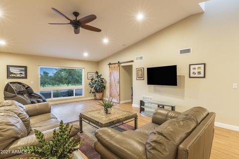 10836 N 23rd Pl, Phoenix, AZ 85028 photo 2