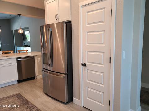 506 E Balao Dr, Phoenix, AZ 85085 photo 5