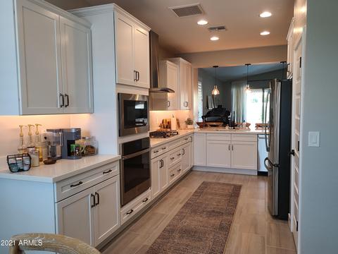 506 E Balao Dr, Phoenix, AZ 85085 photo 4