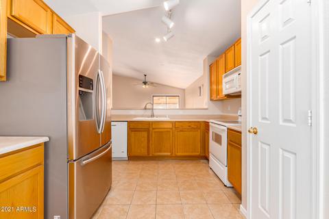 1611 E Amber Ln, Gilbert, AZ 85296 photo 17