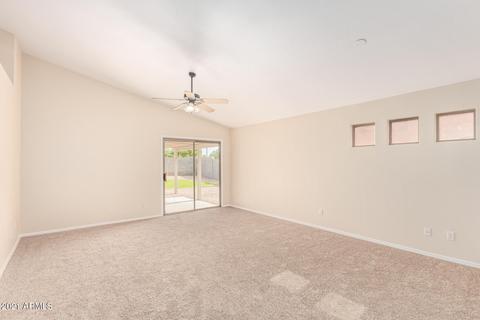 1611 E Amber Ln, Gilbert, AZ 85296 photo 8