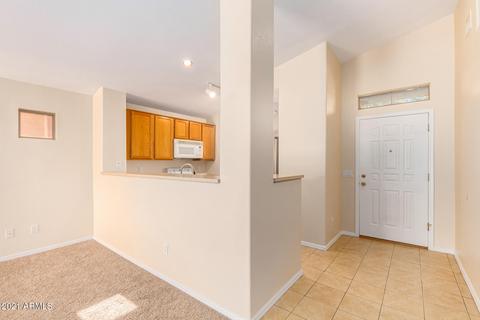 1611 E Amber Ln, Gilbert, AZ 85296 photo 11