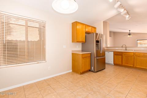1611 E Amber Ln, Gilbert, AZ 85296 photo 16