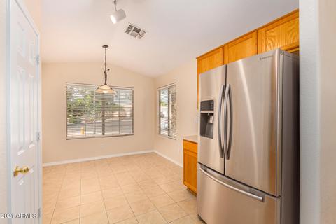 1611 E Amber Ln, Gilbert, AZ 85296 photo 14