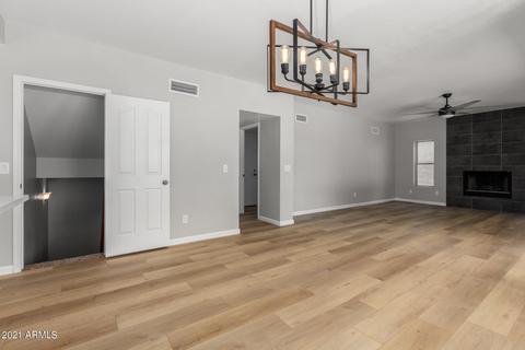 637 W Comstock Dr, Gilbert, AZ 85233 photo 9