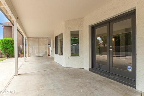 637 W Comstock Dr, Gilbert, AZ 85233 photo 38