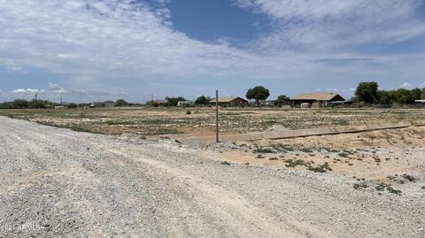 219 Nn W Kiva Lot Apt 4 St #1, Buckeye, AZ 85326