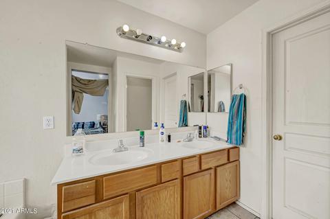 114 E Catclaw St, Gilbert, AZ 85296 photo 24