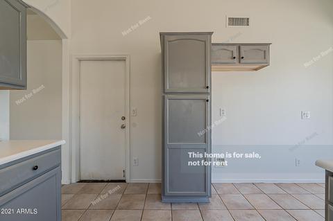 179 W Smoke Tree Rd, Gilbert, AZ 85233 photo 9