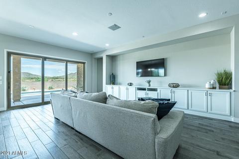 110 E Creosote Dr, Phoenix, AZ 85085 photo 8