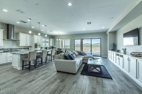 110 E Creosote Dr, Phoenix, AZ 85085 photo 9