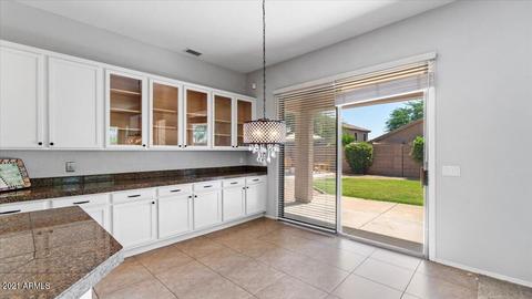 4841 E Kirkland Rd, Phoenix, AZ 85054 photo 8