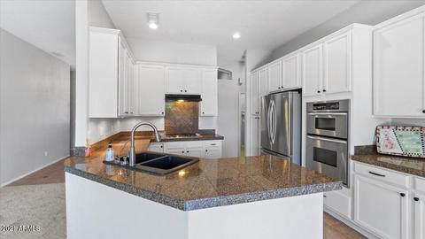 4841 E Kirkland Rd, Phoenix, AZ 85054 photo 2