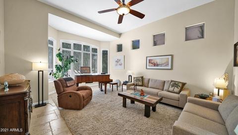 4904 E Patrick Ln, Phoenix, AZ 85054 photo 8