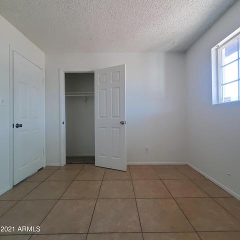 2432 E Francisco Dr, Phoenix, AZ 85042 photo 10