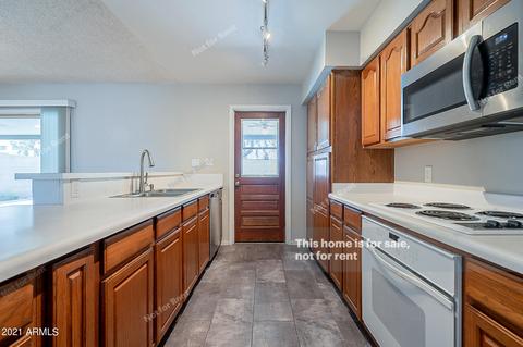 2140 E Colgate Dr, Tempe, AZ 85283 photo 8