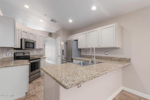 4522 E Desert Wind Dr, Phoenix, AZ 85044 photo 6