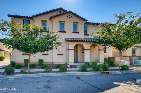 853 S Swallow Ln, Gilbert, AZ 85296 photo 3