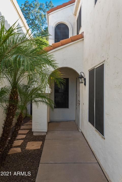 2333 E Gelding Dr, Phoenix, AZ 85022 photo 5