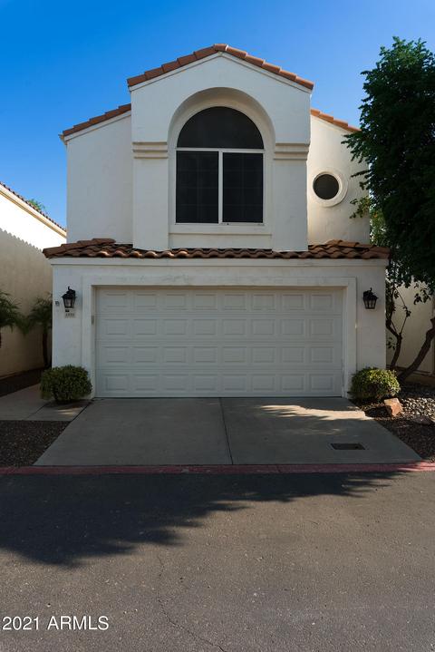 2333 E Gelding Dr, Phoenix, AZ 85022 photo 2