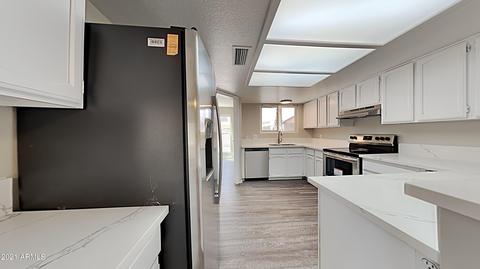 521 E Kerry Ln, Phoenix, AZ 85024 photo 8