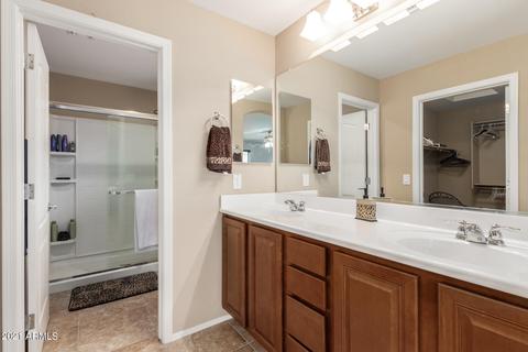 2562 E Vermont Dr, Gilbert, AZ 85295 photo 8