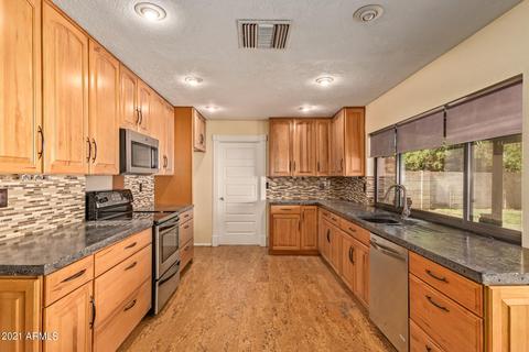 2923 S Cherry Cir, Mesa, AZ 85210 photo 7