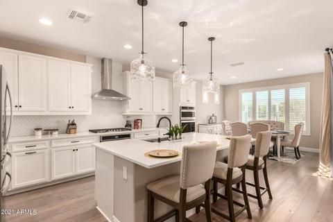 2527 E Nancy Ln, Phoenix, AZ 85042 photo 2