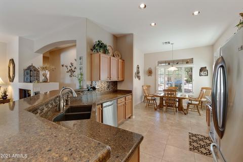 4490 E Apricot Ln, Gilbert, AZ 85298 photo 8