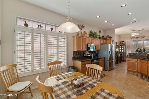 4490 E Apricot Ln, Gilbert, AZ 85298 photo 9