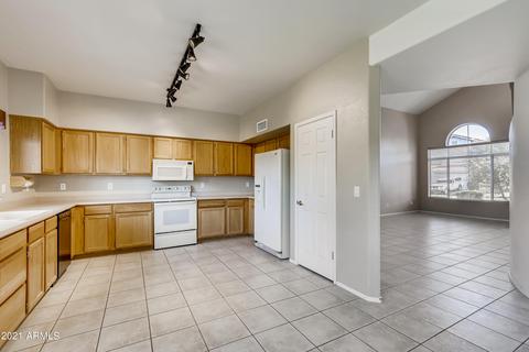 4631 E Desert Cactus St, Phoenix, AZ 85032 photo 9